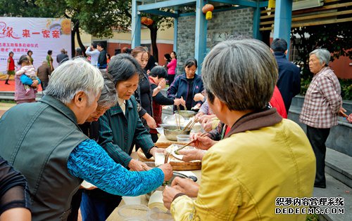 常州开启邻里守护 互联网+新模式共同敬老爱老