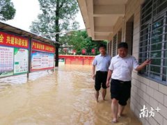 强降水来袭广东一中学千名师生被困 目前已安全